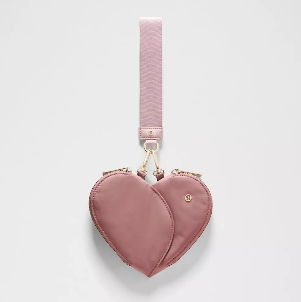 *NWT* LULULEMON Heart Dual Pouch Wristlet In Spiced Chai & Pink Haze